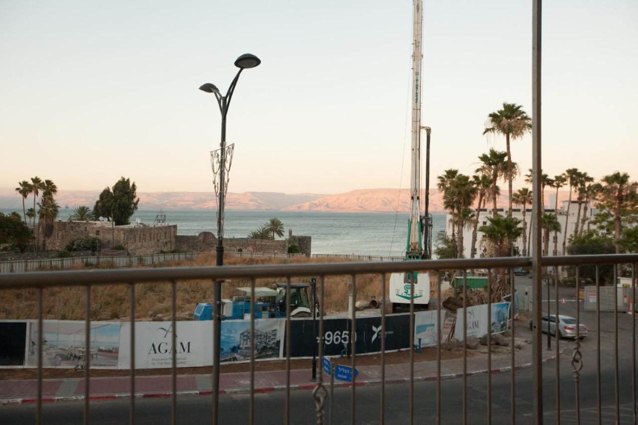 Puy Ahuzat Haosher Hotel Tiberias Exterior foto